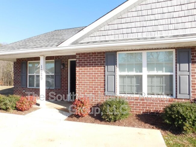 1931 Co Rd 561