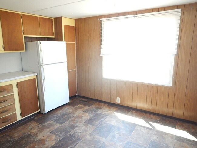 15015 N E Ochoco Hwy in Prineville, OR - Building Photo - Building Photo