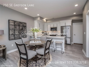 750 SE Greyson Ln in Waukee, IA - Building Photo - Building Photo
