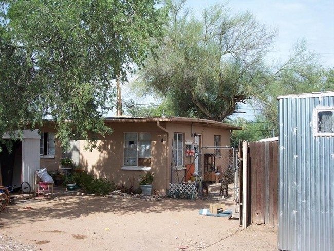 468-474 N Ironwood Dr in Apache Junction, AZ - Building Photo - Building Photo