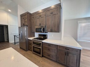 443 E Leah Day Cv in Draper, UT - Building Photo - Building Photo