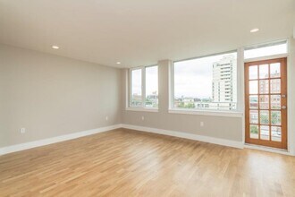 330 Harvard St, Unit 7 in Cambridge, MA - Foto de edificio - Building Photo