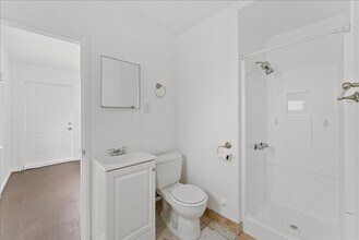 1222-1230 Corona St in Hermosa Beach, CA - Building Photo - Building Photo