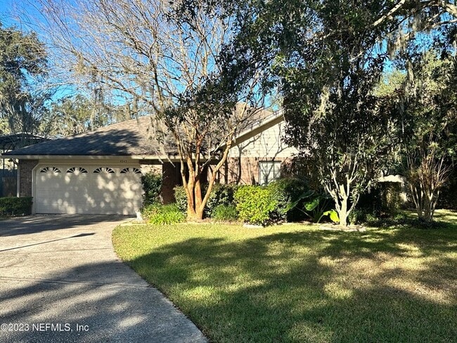 property at 4345 Gran Meadows Ln S