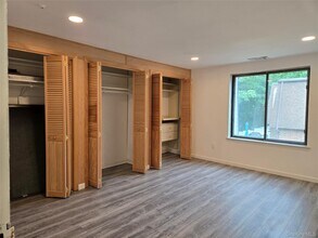 132 Golf Ln in Medford, NY - Building Photo - Building Photo