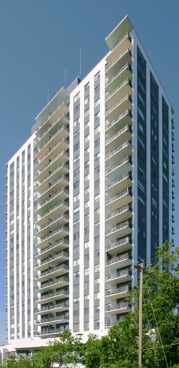 The Edgecliff in Cincinnati, OH - Building Photo