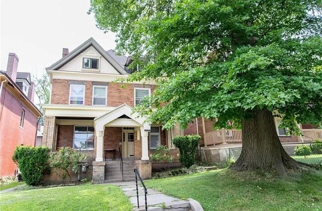 5432 Baywood St, Unit #1