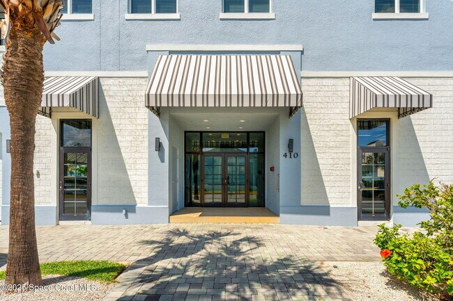 410 Hayes Ave in Cocoa Beach, FL - Building Photo - Building Photo