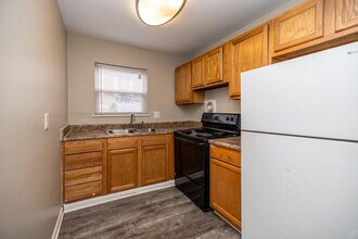 2627 Wimpole Ave in Knoxville, TN - Building Photo - Building Photo