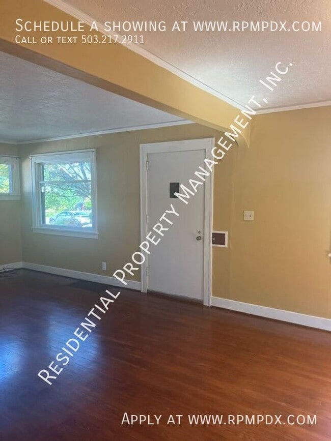 616 N Buffalo St in Portland, OR - Building Photo - Building Photo