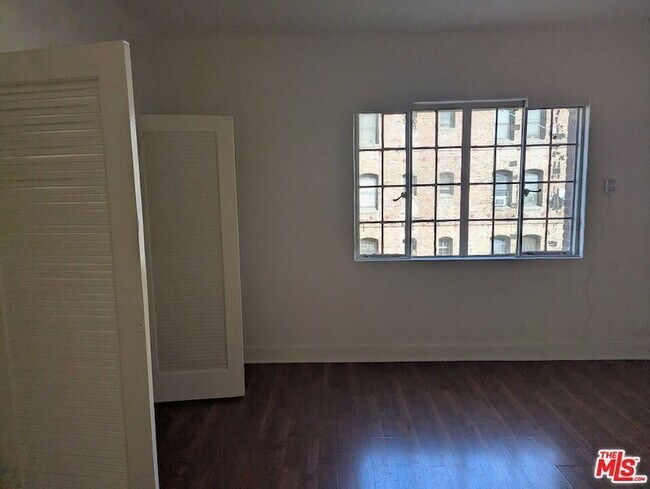 259 S Harvard Blvd in Los Angeles, CA - Building Photo - Building Photo
