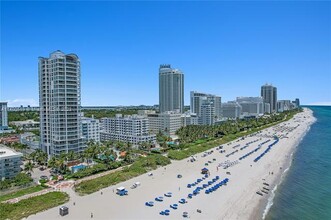 4201 Collins Ave, Unit PH2602 in Miami Beach, FL - Foto de edificio - Building Photo
