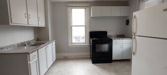 20 N 4th St in Steelton, PA - Building Photo