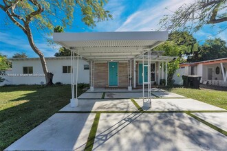 1110 NE 130th St in North Miami, FL - Building Photo - Building Photo