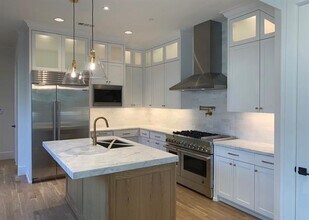 4432 Glenwick Ln in Dallas, TX - Building Photo - Building Photo