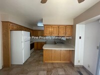 3586 Daleen St in Ammon, ID - Foto de edificio - Building Photo