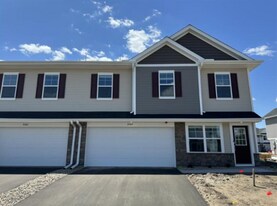 8084 150th Pl in Ramsey, MN - Building Photo
