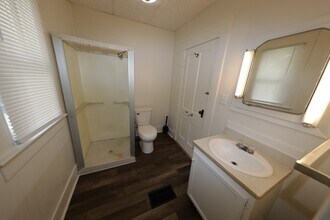 521 Dewey Ave in Goshen, IN - Building Photo - Building Photo