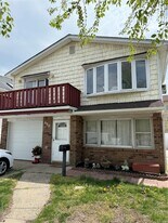 450 E Penn St in Long Beach, NY - Building Photo