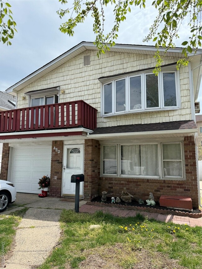 property at 450 E Penn St