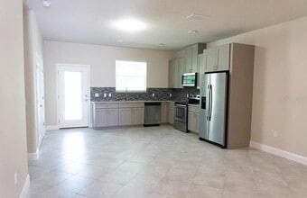 89 Providence Ln in Palm Coast, FL - Building Photo - Building Photo