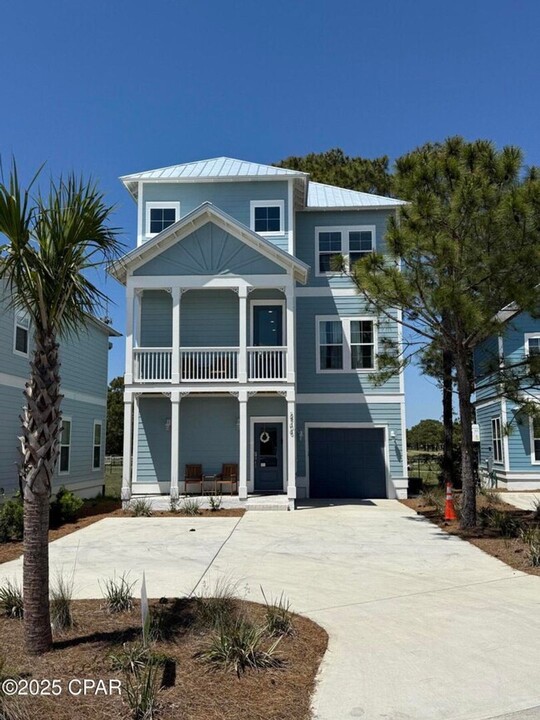 2700 Lagoon Mnr Dr in Panama City Beach, FL - Building Photo