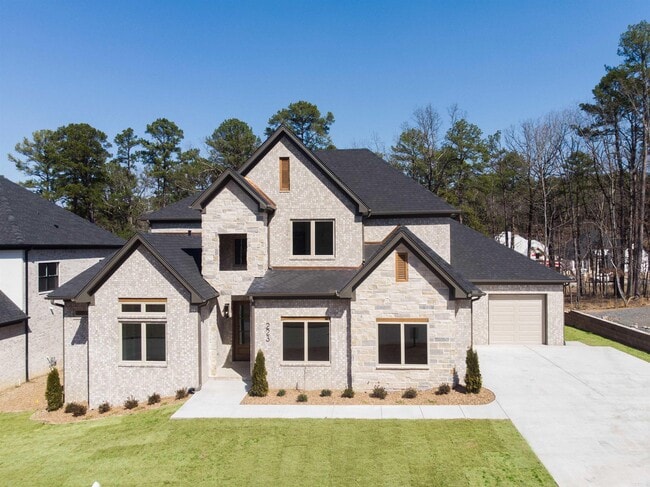 223 Abington Cir in Little Rock, AR - Building Photo - Building Photo