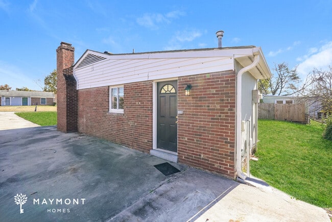 517 Lama St in Greensboro, NC - Building Photo - Building Photo