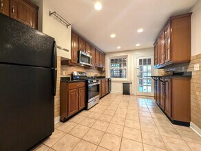 136 Mercer St in Jersey City, NJ - Building Photo - Building Photo