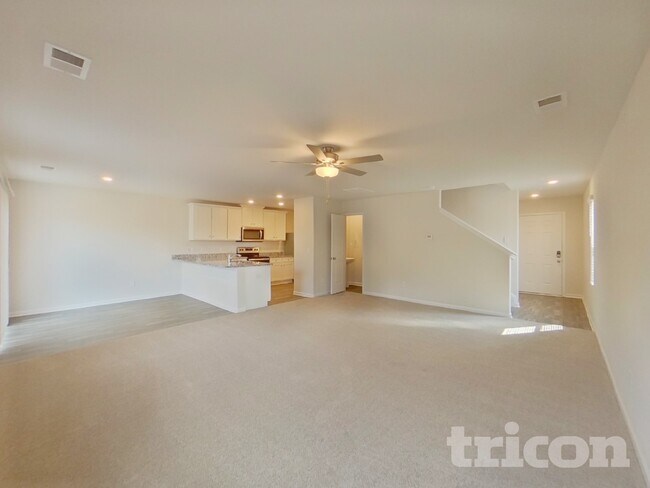 2010 Southlea Dr in Inman, SC - Building Photo - Building Photo