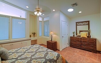 1124 E 10th St in Tucson, AZ - Building Photo - Building Photo