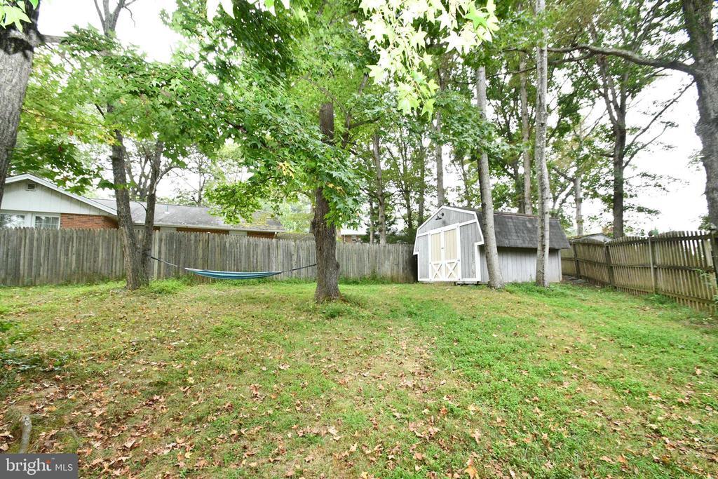19107 Perry St in Triangle, VA - Building Photo
