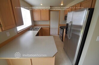 22913 SE 280th Pl in Maple Valley, WA - Foto de edificio - Building Photo