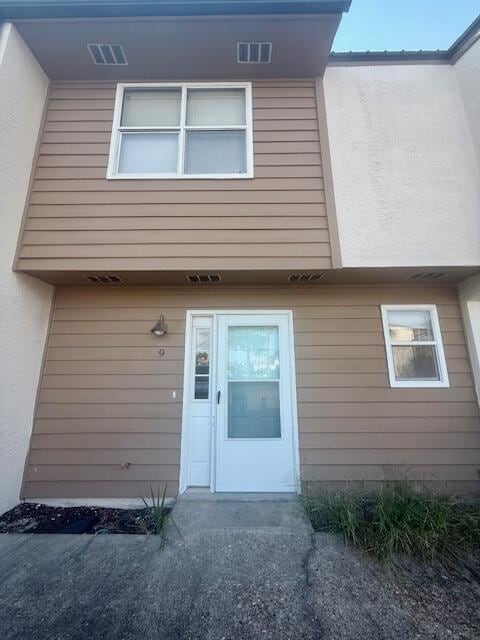 property at 220 Angler Ave