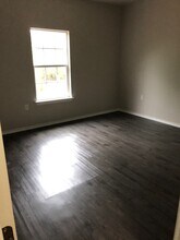 223-C N Buffalo St in Cleburne, TX - Building Photo - Building Photo