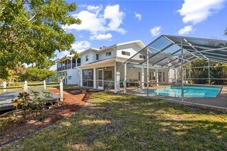 1182 Betmar Blvd in North Fort Myers, FL - Building Photo - Building Photo