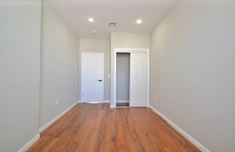 222 69th St in Guttenberg, NJ - Building Photo - Building Photo