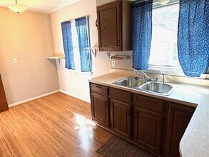 907 Bruce St in Ann Arbor, MI - Building Photo - Building Photo