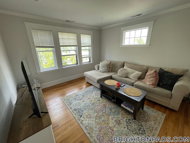 65 Bostonia Ave in Boston, MA - Building Photo - Building Photo