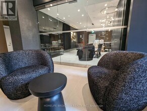 8-1618 Widmer St in Toronto, ON - Building Photo - Building Photo