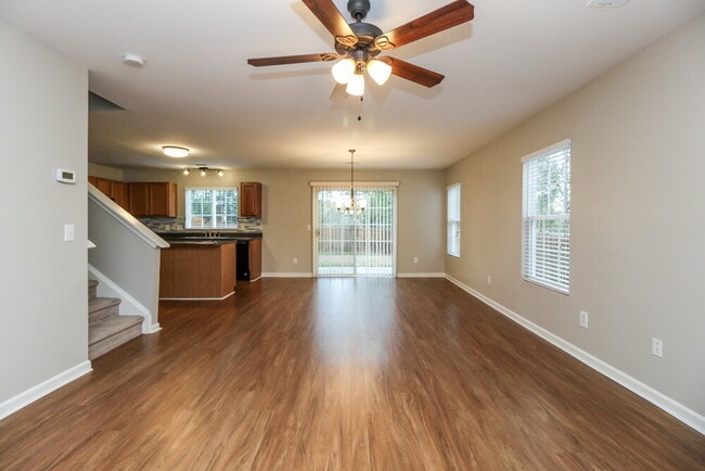 305 Silver Spring St in Dallas, GA - Building Photo - Building Photo