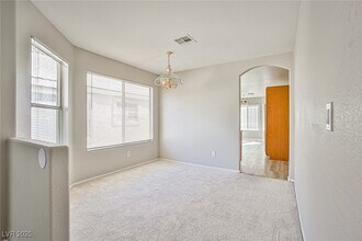 1070 Canoga Peak Ave in Las Vegas, NV - Building Photo - Building Photo