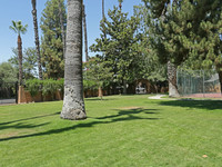 Casa Del Rey Apartments in Fresno, CA - Foto de edificio - Building Photo