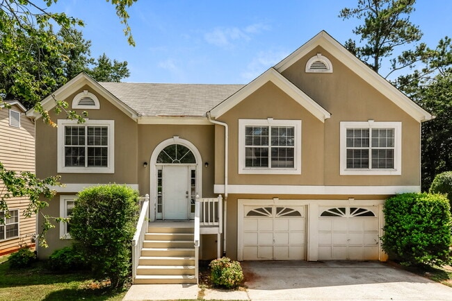 property at 1075 Omaha Dr