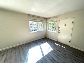 166 Bryant St in Palo Alto, CA - Building Photo - Building Photo