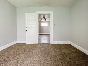 925 W Willard St in Muncie, IN - Building Photo - Building Photo
