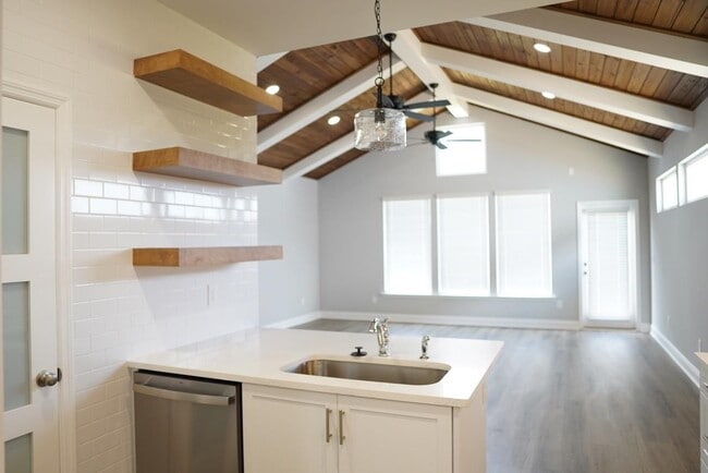 3727 Meadow Vista Ln. in Tallahassee, FL - Building Photo - Building Photo