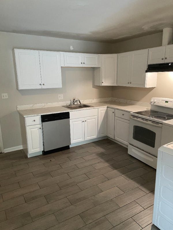 property at 63 Pine St NE