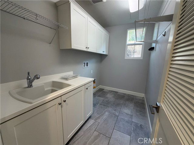 58 Tollson in Irvine, CA - Building Photo - Building Photo