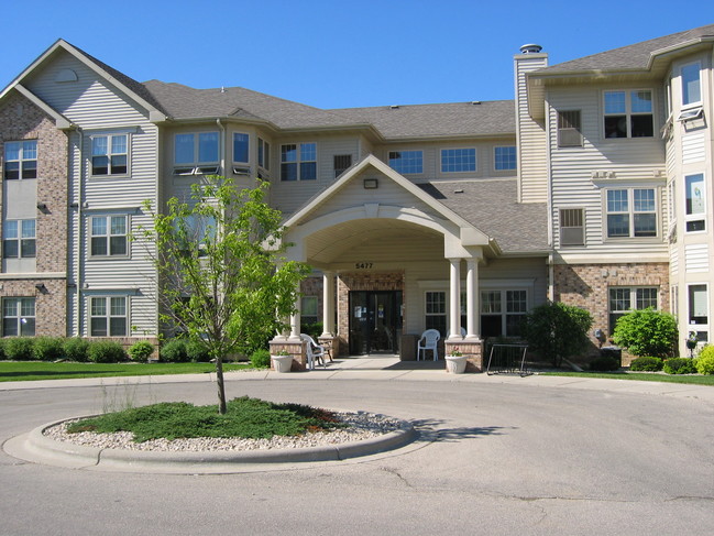 Essex Apartment Homes in Waunakee, WI - Building Photo - Building Photo